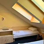 Niron Marina Szalonego Greka *