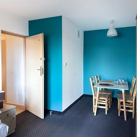 Niron Marina Szalonego Greka Hotel