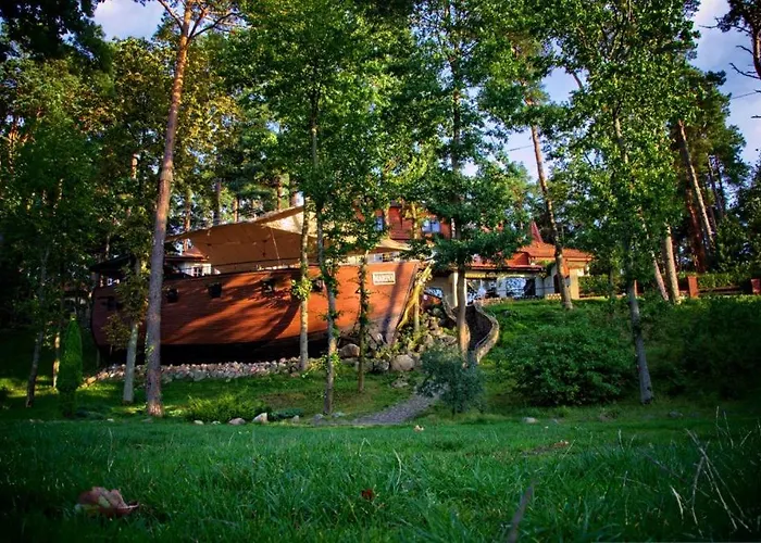 Station touristique Niron Marina Szalonego Greka *