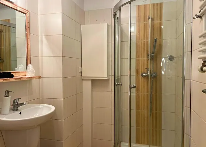 Niron Marina Szalonego Greka Borne Sulinowo