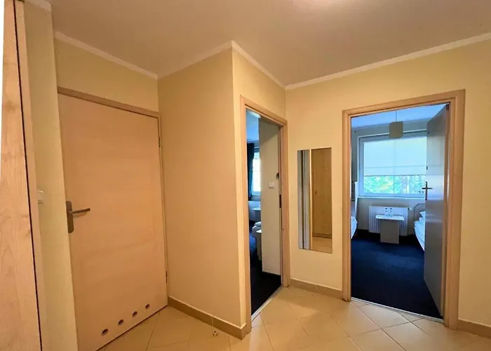 Niron Marina Szalonego Greka Station touristique *